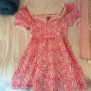 Pink Eyelit Mini dress size 4 Betsy Johnson